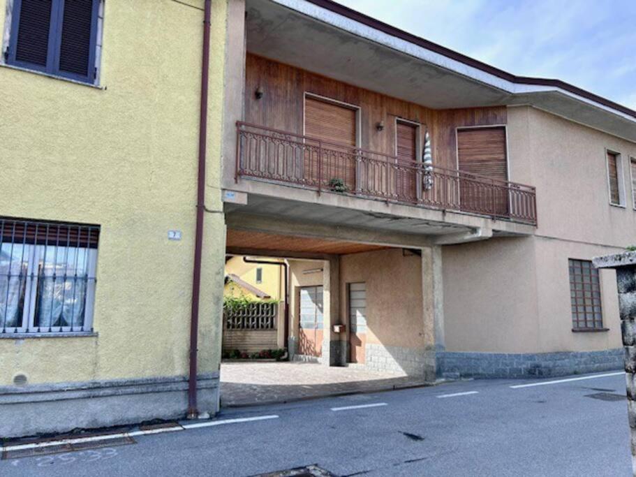 Ferienwohnung Casa Lucia A Carugo Exterior foto
